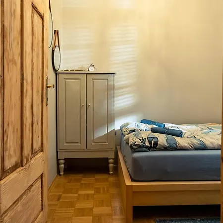 Cactus Free Parking For A Standard Car Apartma *