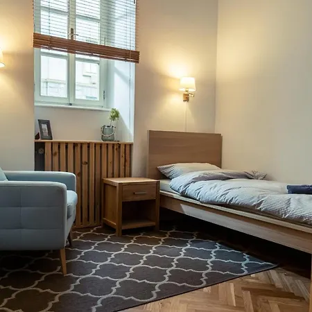 Apartma Cactus Free Parking For A Standard Car *