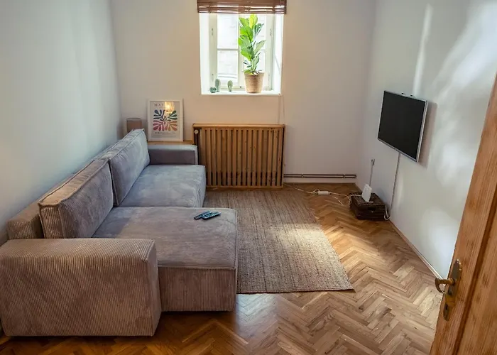 Cactus Free Parking For A Standard Car Apartamento *