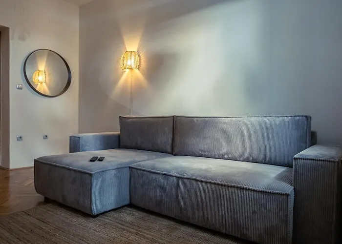 Cactus Free Parking For A Standard Car Apartamento Liubliana